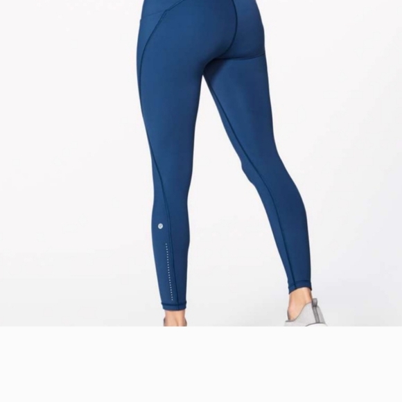 Every thing - Picture 2 of 9